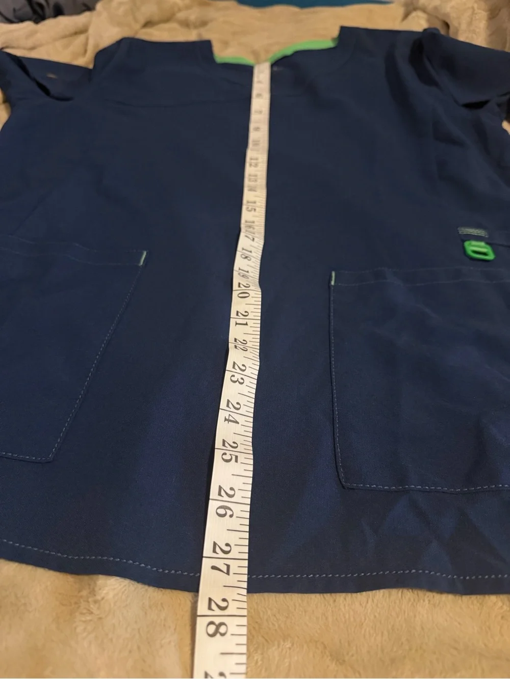Carhartt Navy Blue and Green Scrubs Set size L